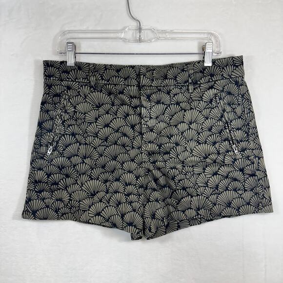 Anthropologie Level 99 Shorts 30 Green‎ Clamshell Chino Workwear Zipped Pockets - Picture 1 of 10